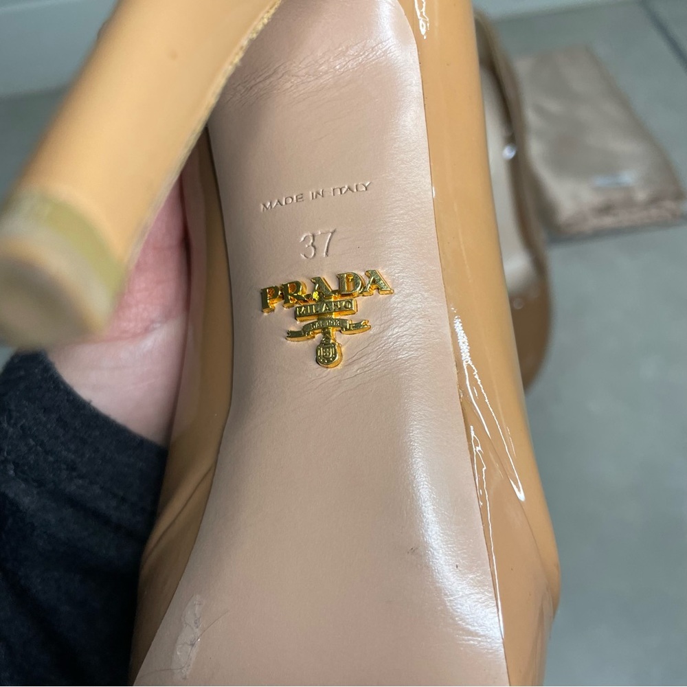 Prada Patent Leather Camel Beige Platform Almond Toe Pump size 37 - Picture 9 of 13